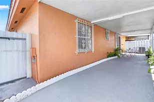 2238 W 74th Terrace, Hialeah, FL 33016 - Photo 17