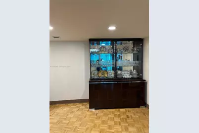 100 Golden Isles Dr #810, Hallandale Beach, FL 33009 - Photo 21