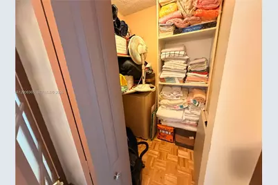 100 Golden Isles Dr #810, Hallandale Beach, FL 33009 - Photo 25