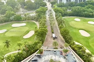 20301 W Country Club Dr, Aventura, FL 33180 - Photo 21