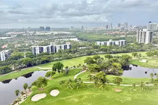 20301 W Country Club Dr, Aventura, FL 33180 - Photo 23