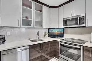 500 Bayview Dr, Sunny Isles Beach, FL 33160 - Photo 13