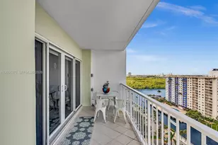 500 Bayview Dr, Sunny Isles Beach, FL 33160 - Photo 23