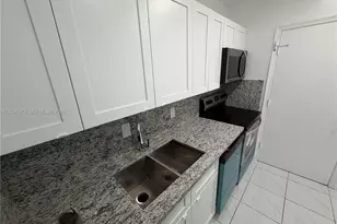 2200 NE 66th St, Fort Lauderdale, FL 33308 - Photo 15