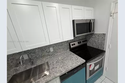 2200 NE 66th St #1426, Fort Lauderdale, FL 33308 - Photo 11