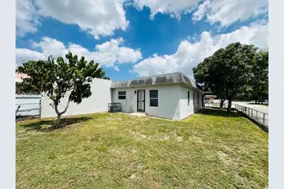 3929 NW 207th St Rd, Miami Gardens, FL 33055 - Photo 17