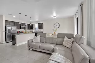 3525 W 94th St, Hialeah, FL 33018 - Photo 11