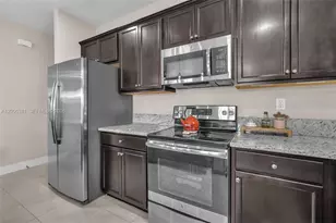 3525 W 94th St, Hialeah, FL 33018 - Photo 25