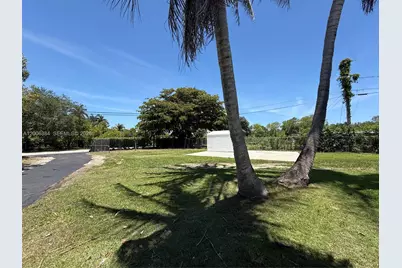 15395 SW 272nd St, Homestead, FL 33032 - Photo 17