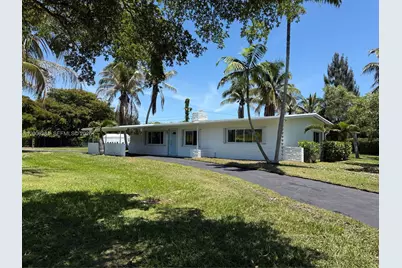 15395 SW 272nd St, Homestead, FL 33032 - Photo 1