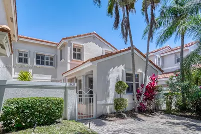 941 Doveplum Ct, Hollywood, FL 33019 - Photo 3