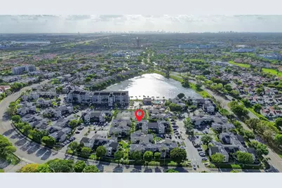 10302 NW 9th St Cir #204, Miami, FL 33172 - Photo 31