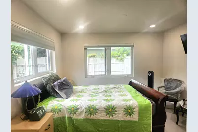 141 NE 30th St, Wilton Manors, FL 33334 - Photo 7
