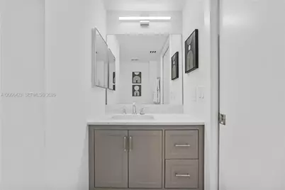 1155 Brickell Bay Dr #2003, Miami, FL 33131 - Photo 17