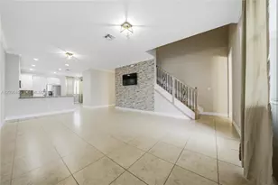 11348 SW 14th St, Pembroke Pines, FL 33025 - Photo 9