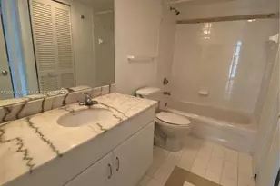 1200 Brickell Bay Dr, Miami, FL 33131 - Photo 5