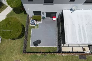 11232 SW 249th St, Homestead, FL 33032 - Photo 9