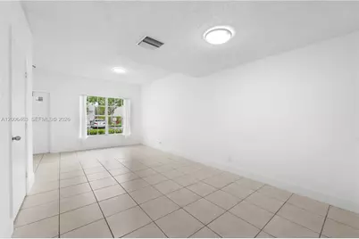 40 Simonton Cir #40, Weston, FL 33326 - Photo 9
