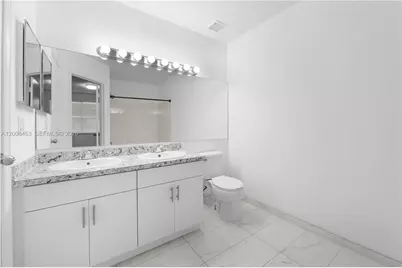 40 Simonton Cir #40, Weston, FL 33326 - Photo 27