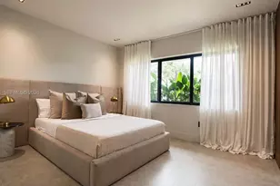 2110 NE 191st Dr, North Miami Beach, FL 33179 - Photo 9