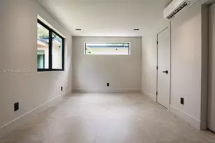 2110 NE 191st Dr, North Miami Beach, FL 33179 - Photo 15