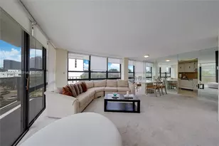 600 NE 36th St, Miami, FL 33137 - Photo 1