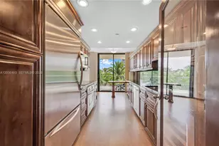 2800 Island Blvd, Aventura, FL 33160 - Photo 15