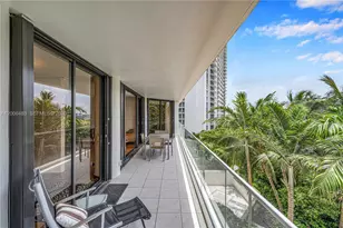 2800 Island Blvd, Aventura, FL 33160 - Photo 7