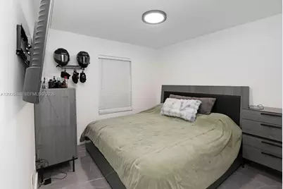 990 SW 9th Ct, Florida City, FL 33034 - Photo 13