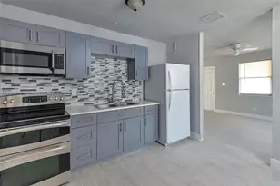 562 W 4th St, Riviera Beach, FL 33404 - Photo 25