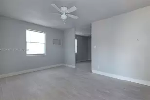 562 W 4th St, Riviera Beach, FL 33404 - Photo 17