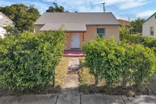 562 W 4th St, Riviera Beach, FL 33404 - Photo 13