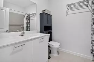 12936 NW 22nd Pl, Miami, FL 33167 - Photo 11