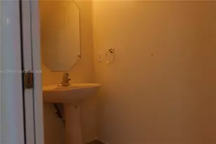 8220 SW 25th Ct, Miramar, FL 33025 - Photo 19