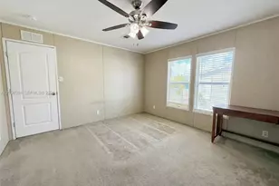 25801 SW 152nd Ave, Homestead, FL 33033 - Photo 9