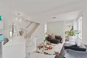 10842 NW 53rd Ln, Doral, FL 33178 - Photo 5