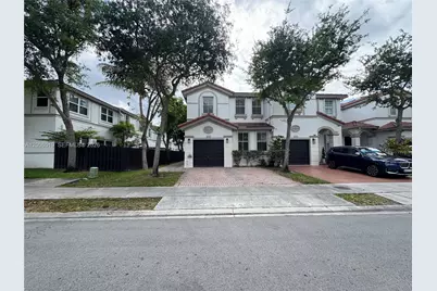 8157 NW 108th Pl, Doral, FL 33178 - Photo 13