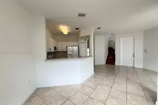 8157 NW 108th Pl, Doral, FL 33178 - Photo 5