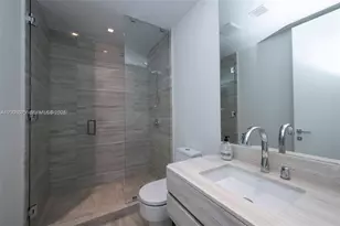 18975 Collins Ave, Sunny Isles Beach, FL 33160 - Photo 13