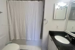 19999 E Country Club Dr, Aventura, FL 33180 - Photo 11