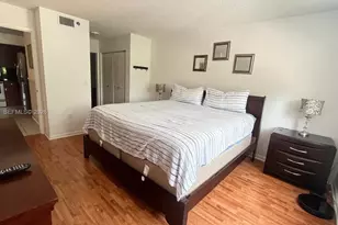 19999 E Country Club Dr, Aventura, FL 33180 - Photo 9