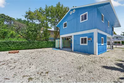 414 Mahogany Ave, Key Largo, FL 33037 - Photo 1
