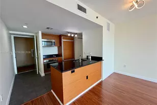 50 Biscayne Blvd, Miami, FL 33132 - Photo 5