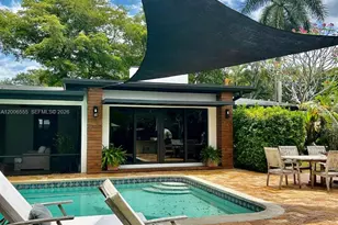 825 N Bel Air Dr, Plantation, FL 33317 - Photo 43