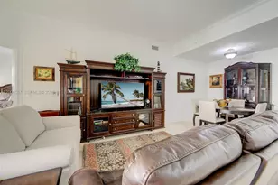 16101 Emerald Estates Dr, Weston, FL 33331 - Photo 9