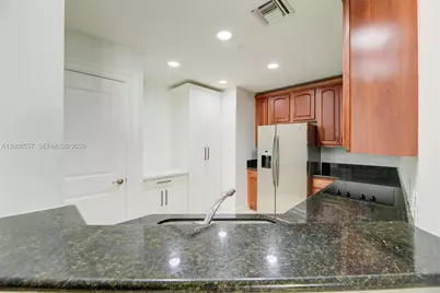 16101 Emerald Estates Dr #250, Weston, FL 33331 - Photo 13