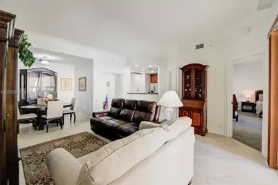 16101 Emerald Estates Dr #250, Weston, FL 33331 - Photo 11
