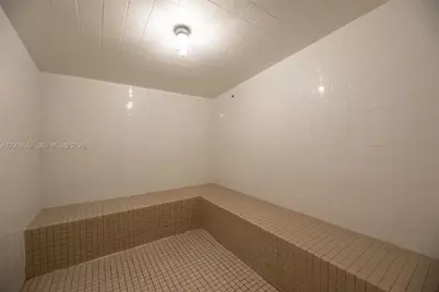 16101 Emerald Estates Dr #250, Weston, FL 33331 - Photo 63