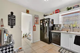 8330 SW 154th Ave, Miami, FL 33193 - Photo 3