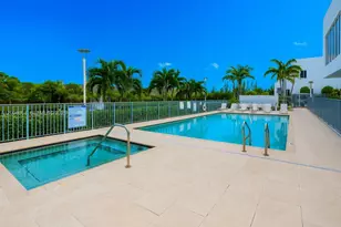 10279 NW 72nd St, Doral, FL 33178 - Photo 23